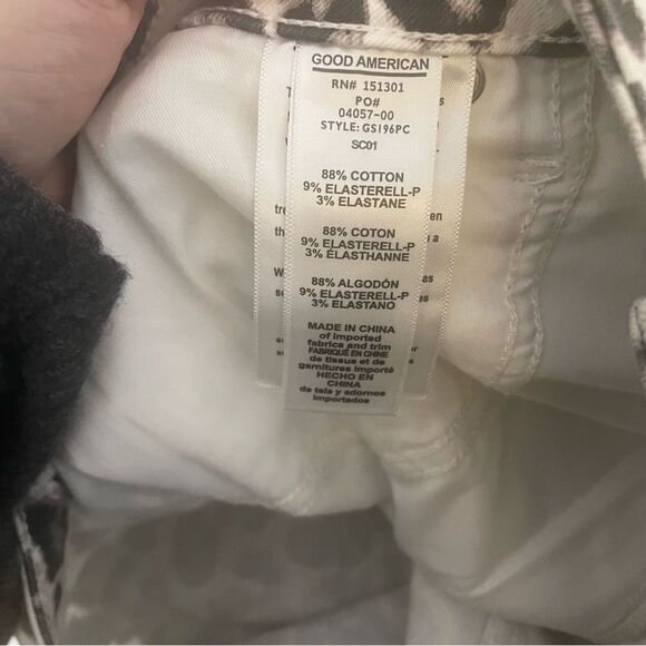 Good American Leopard Raw Hem Mini Skirt Size 18 | Curve-Hugging Statement Denim - Picture 4 of 14